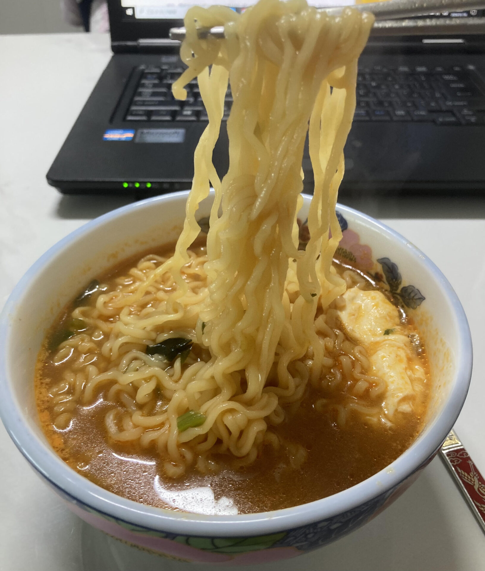 辛ラーメン