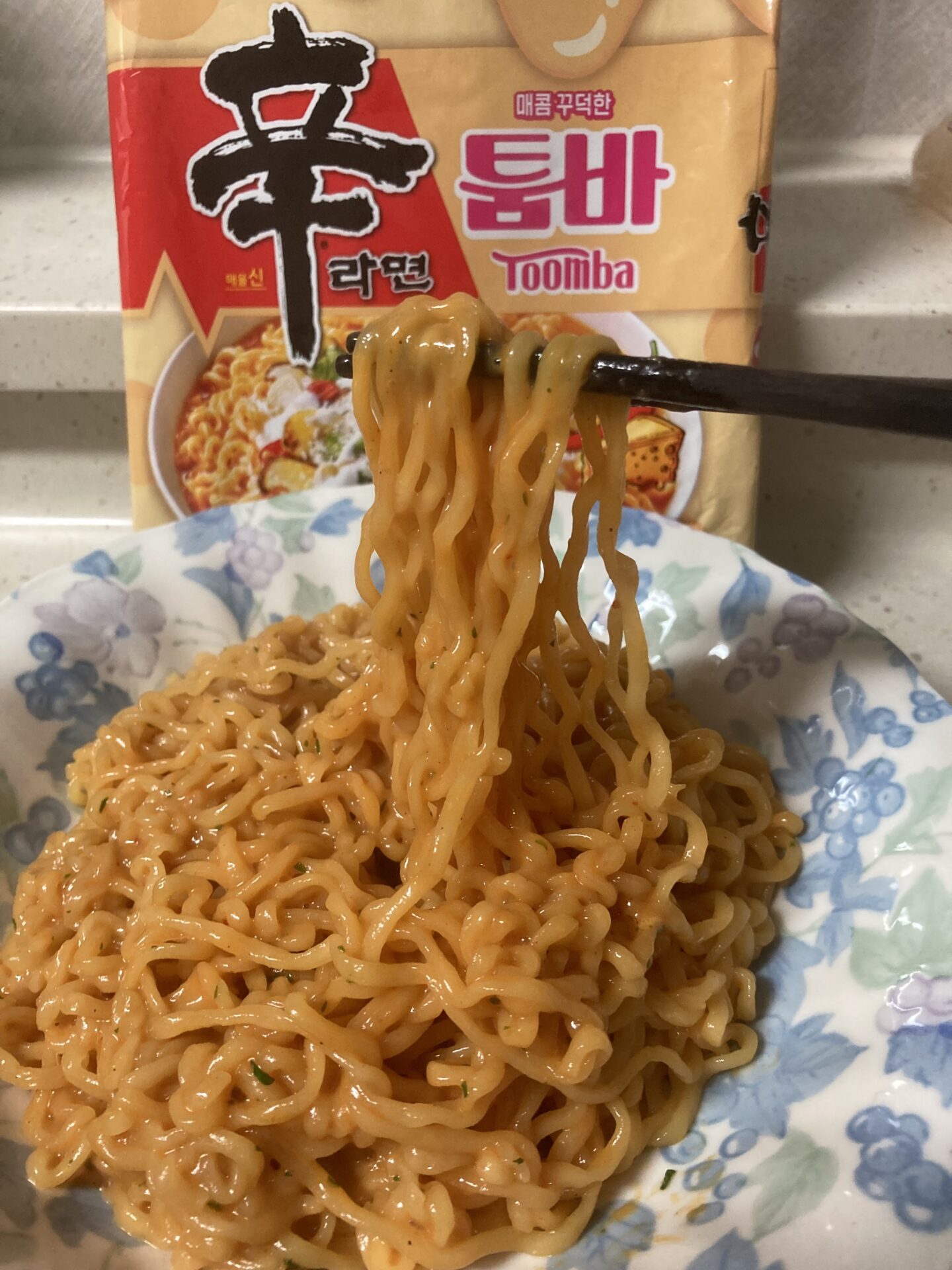 辛ラーメン トゥーンバ味