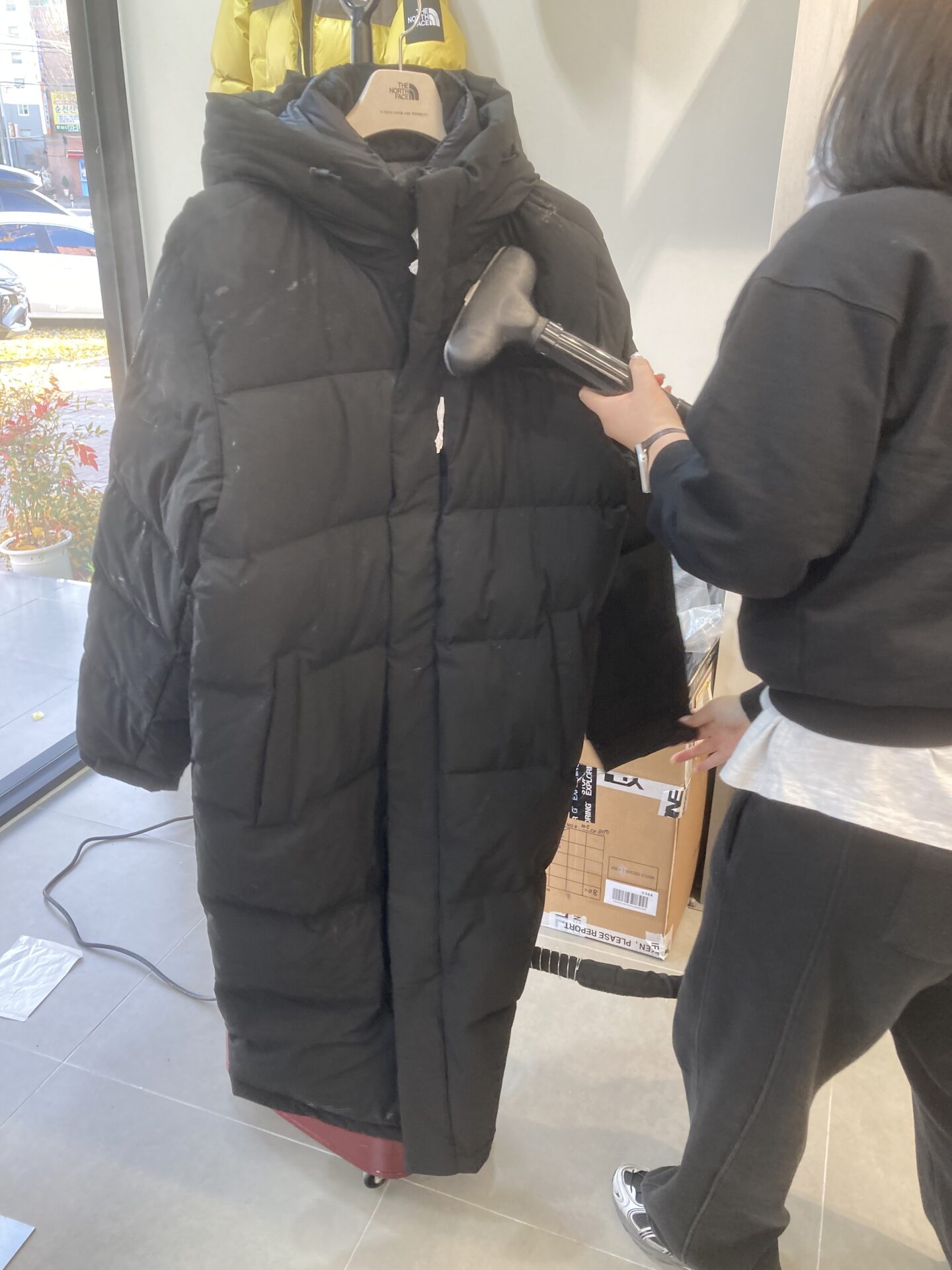 韓国 ノースフェイス 正規店 ダウン スチーム仕上げ サービス