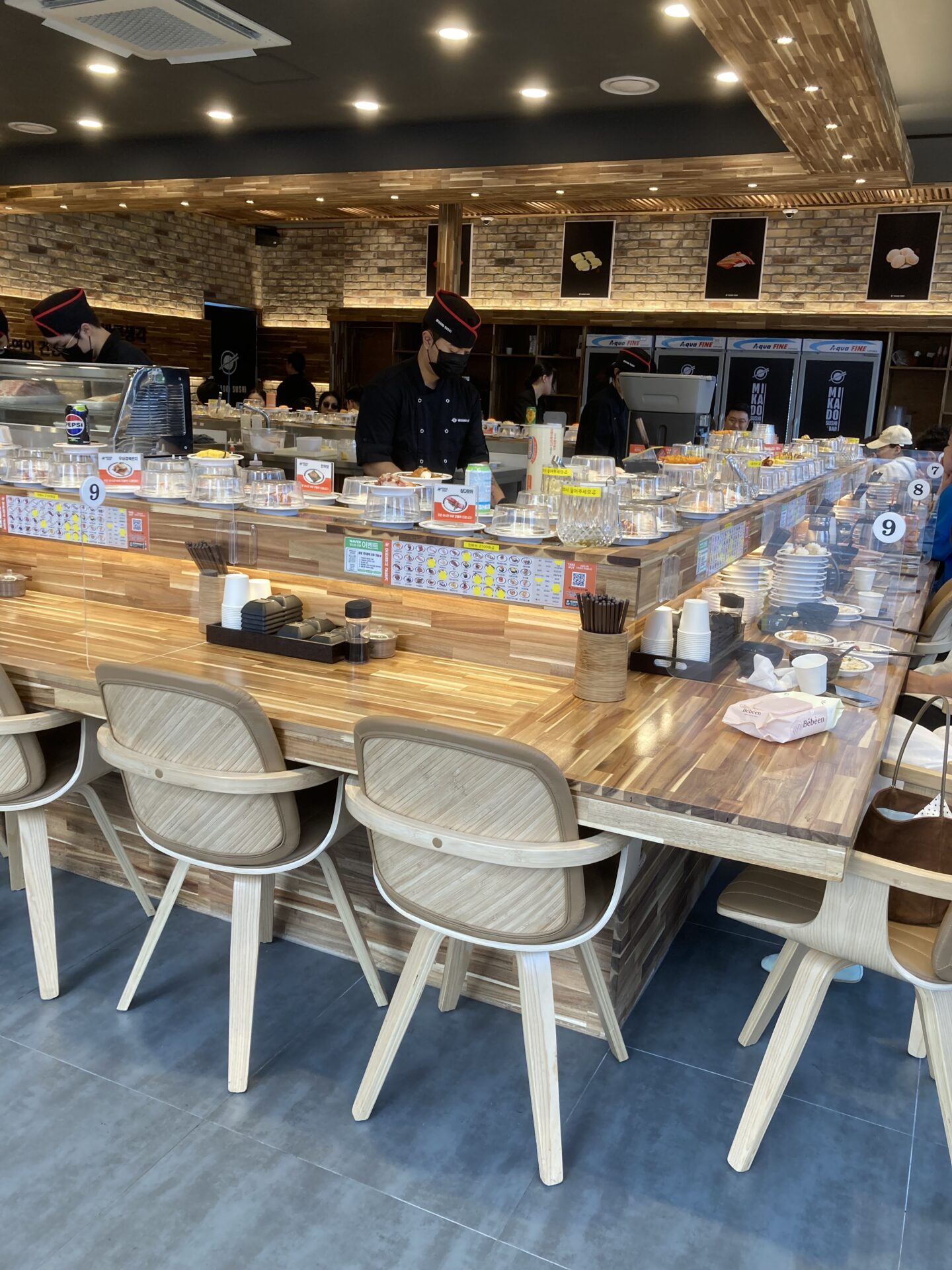 MIKADO SUSHIの店舗情報
