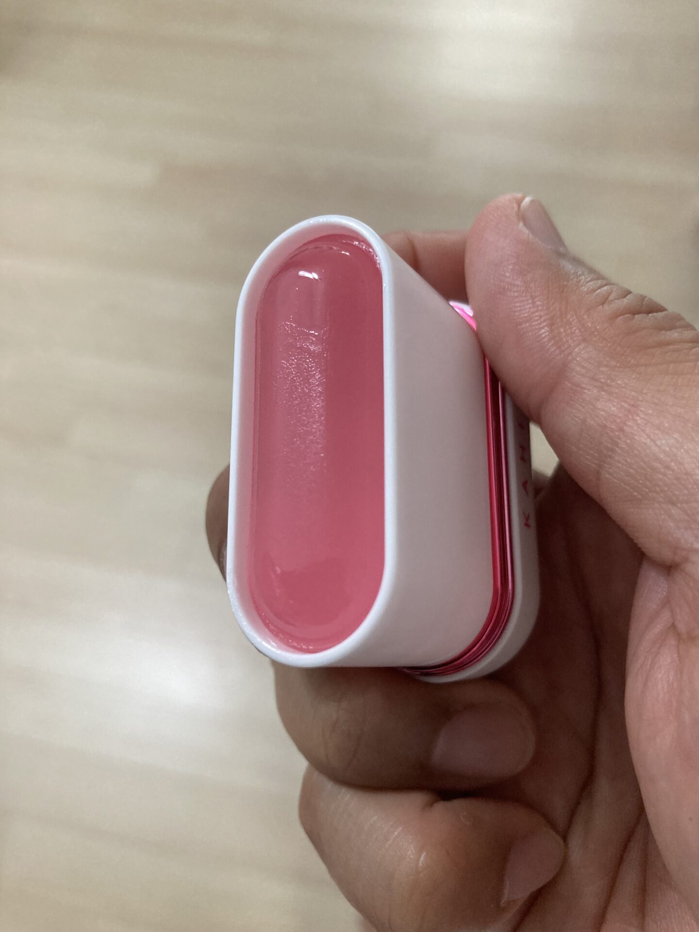 KAHI ベルベットグロウ サンスティックを実際に使った口コミレビュー