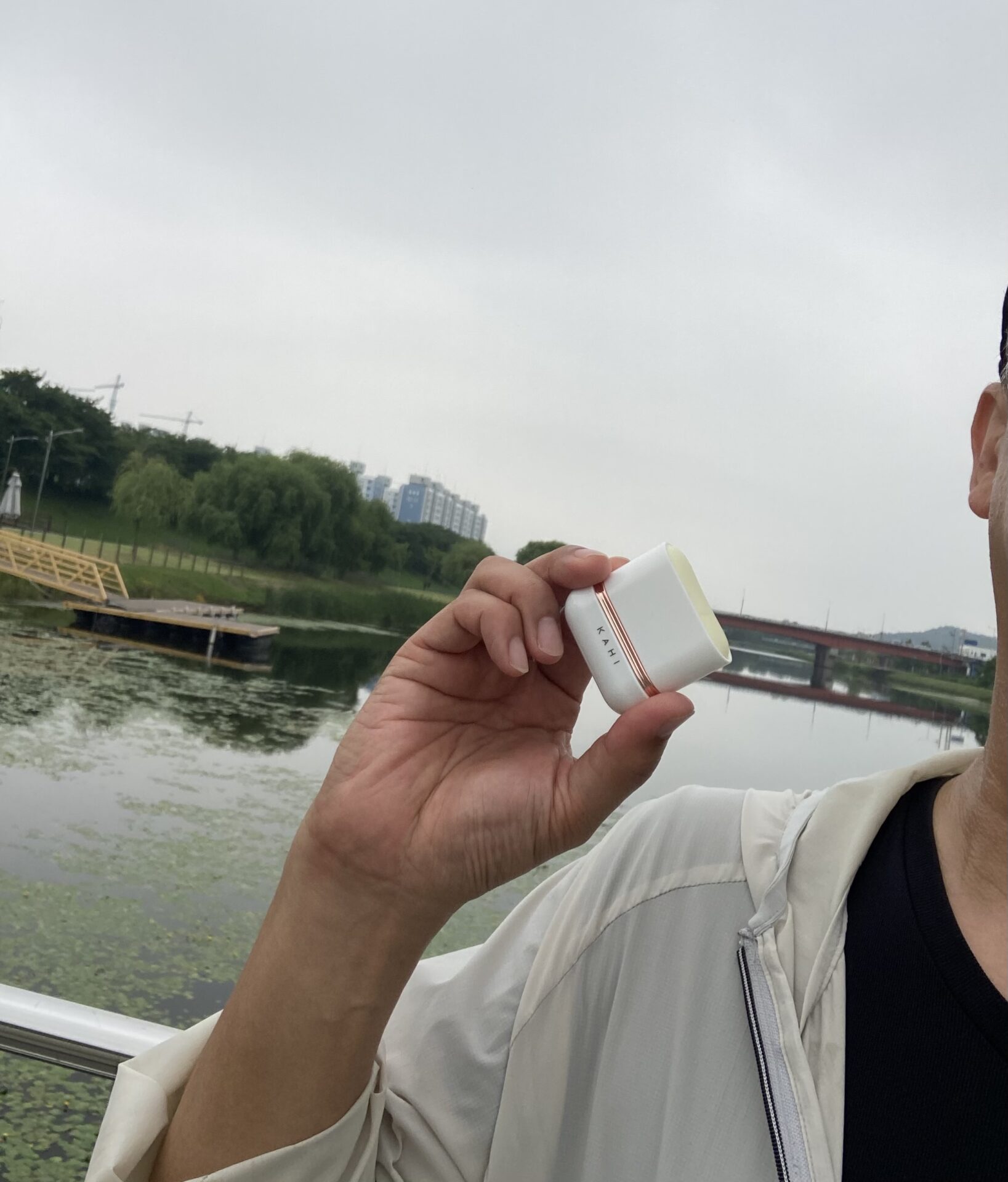 エアリーフィット サンスティックとベルベットグロウ サンスティック 実際の使用レビュー